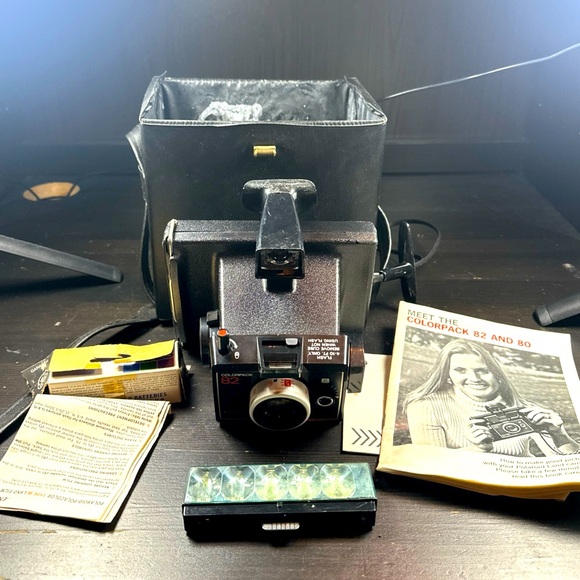 Polaroid Other - Polaroid Color pack 82 Land Camera With Kodak Flash, Manual, And Carry Bag